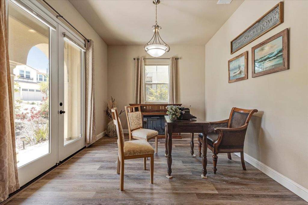 Marina, CA 93933,481 Logan WAY