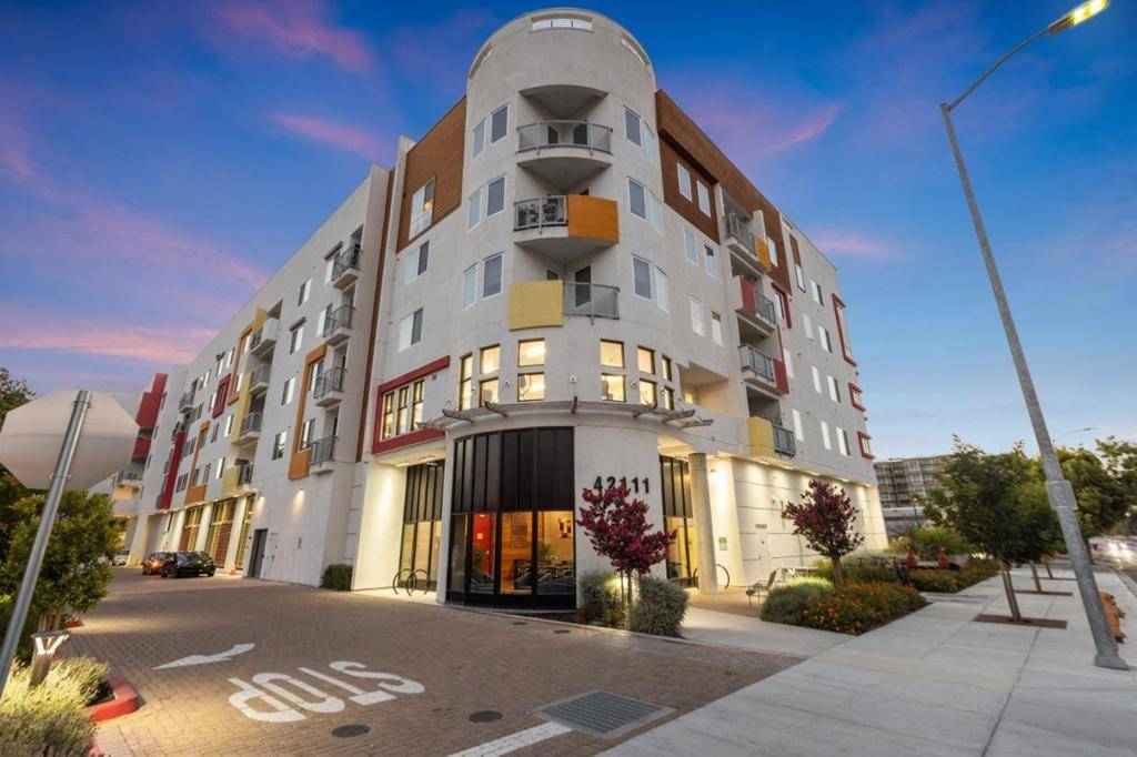 Fremont, CA 94539,42111 Osgood RD #232