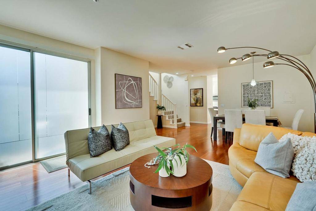 Palo Alto, CA 94306,2557 Park BLVD #L200