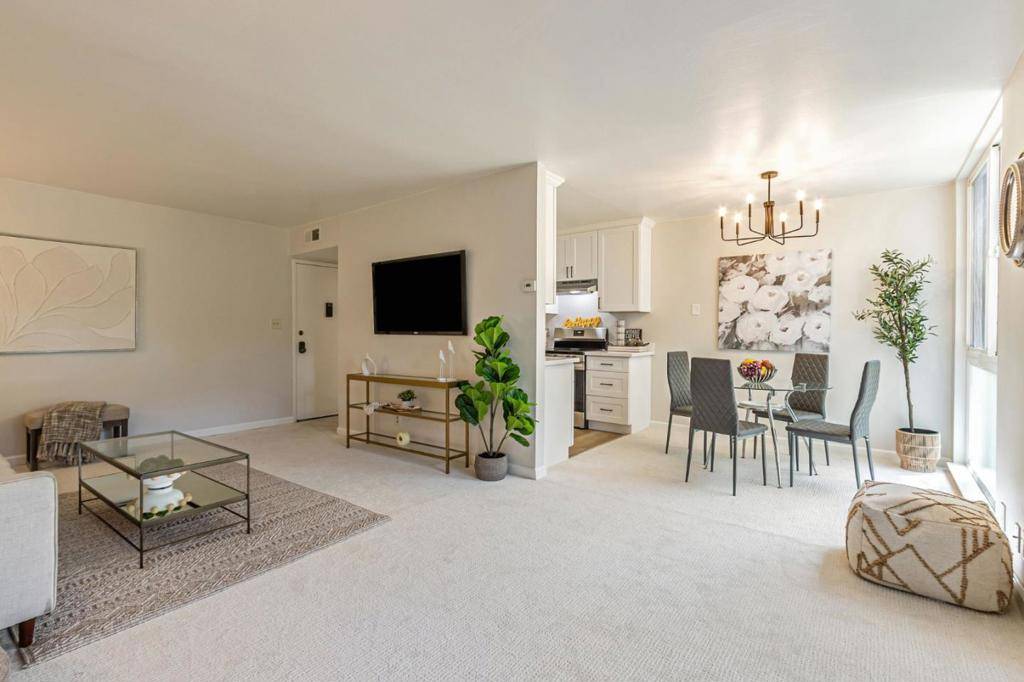 Mountain View, CA 94040,181 Del Medio AVE #307