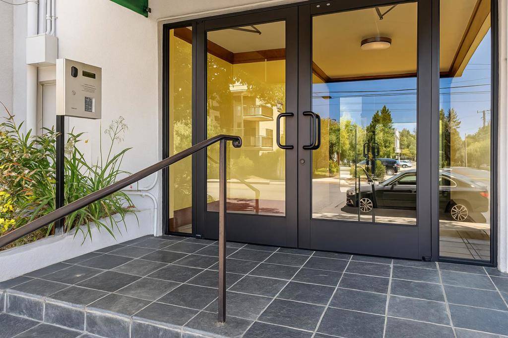 Mountain View, CA 94040,181 Del Medio AVE #307