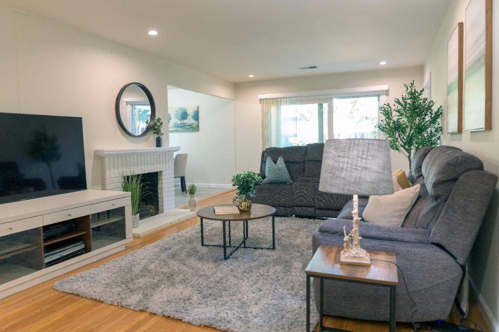 Santa Clara, CA 95051,2822 Ramona CT