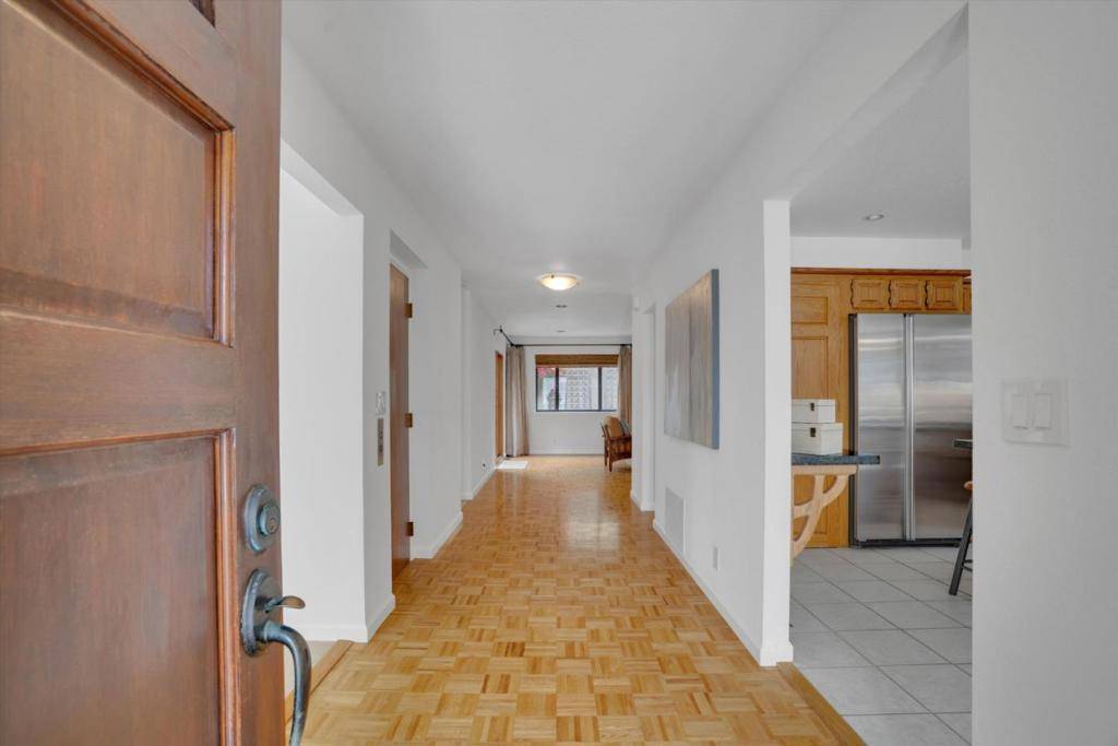 Brisbane, CA 94005,141 Santa Clara ST