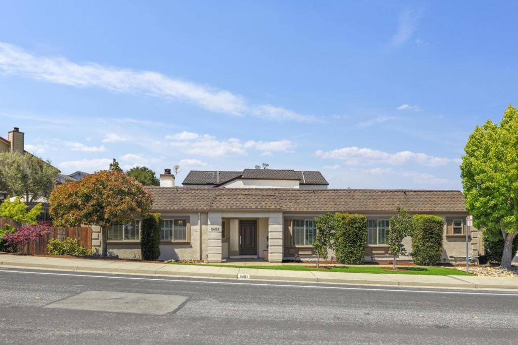 San Mateo, CA 94403,3401 Leafwood CT