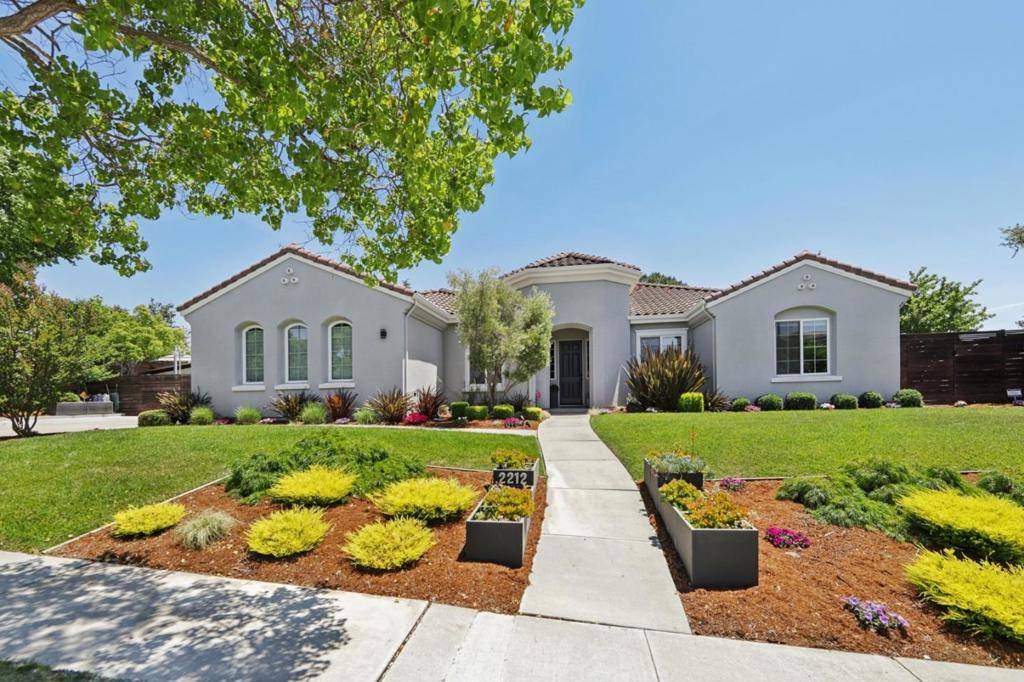 San Jose, CA 95138,2212 Canyon Cliff CT