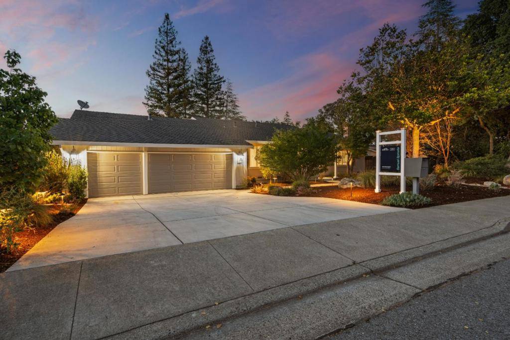 Monte Sereno, CA 95030,17583 Daves AVE
