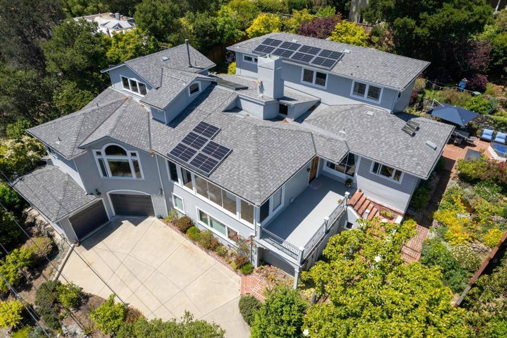 Burlingame, CA 94010,154 Los Robles DR