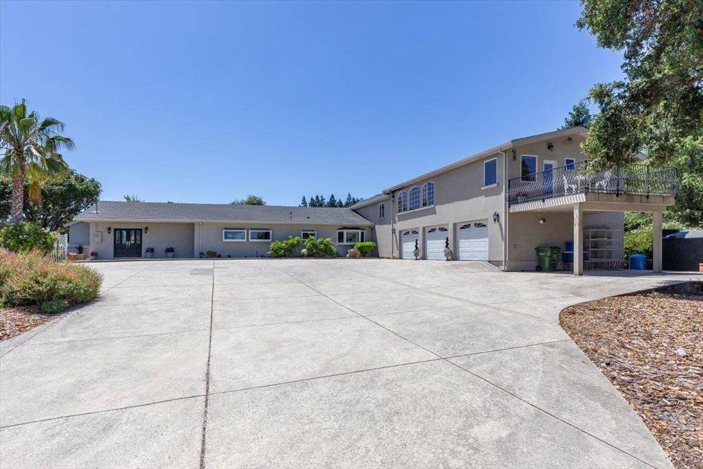 Los Gatos, CA 95033,22187 Old Santa Cruz HWY