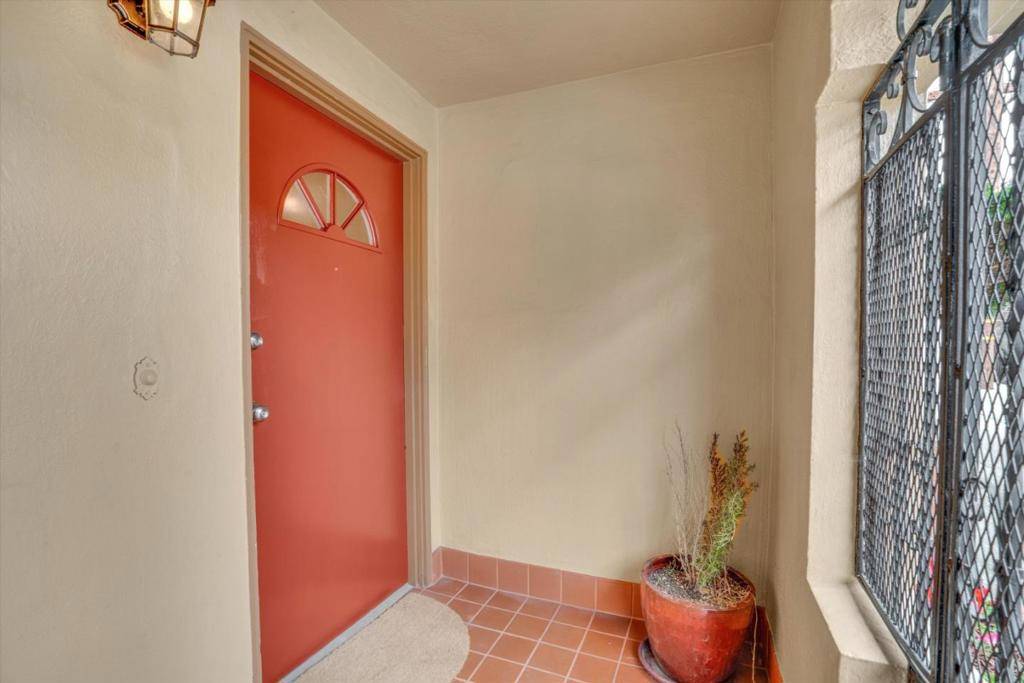 San Francisco, CA 94134,1019 Woolsey ST