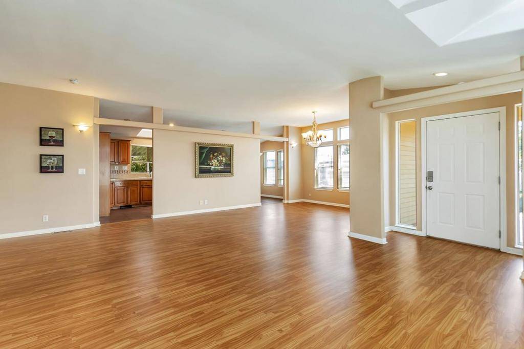 Sunnyvale, CA 94089,1225 Vienna DR