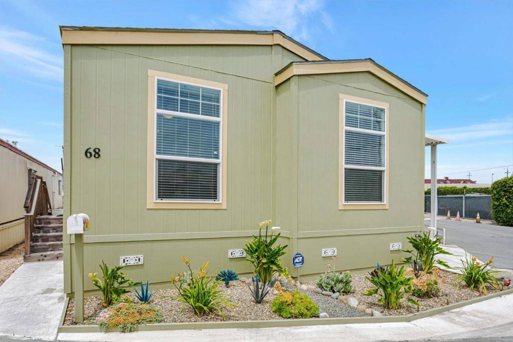 Marina, CA 93933,356 Reservation RD