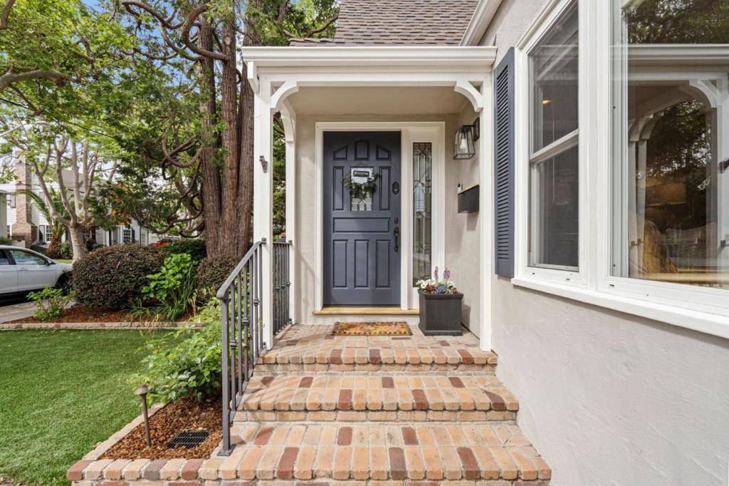 San Mateo, CA 94403,244 Portola DR