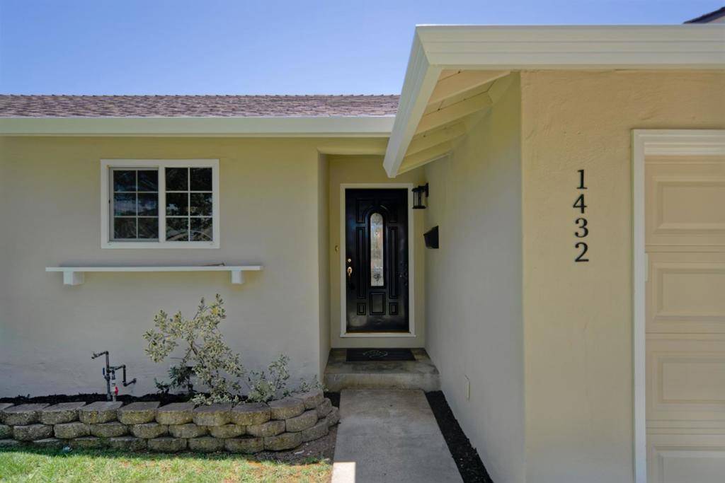San Jose, CA 95118,1432 Sprucewood DR