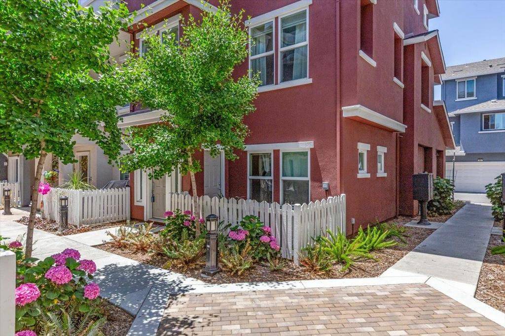 San Jose, CA 95126,920 Alta Mar TER