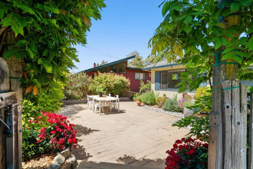 Soquel, CA 95073,3407 Maplethorpe LN