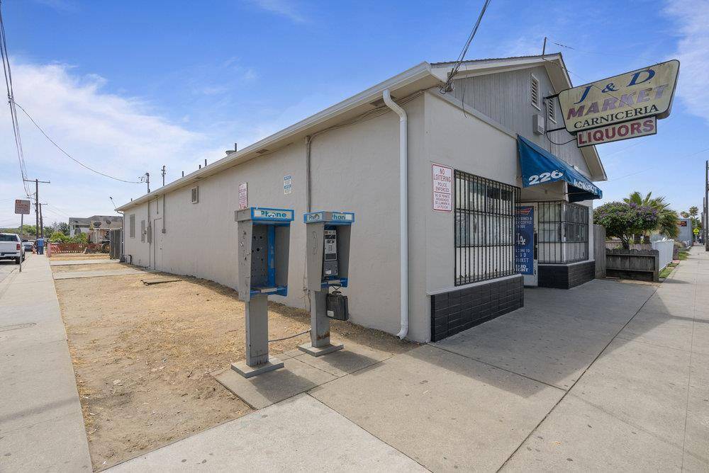 Watsonville, CA 95076,226 Riverside DR