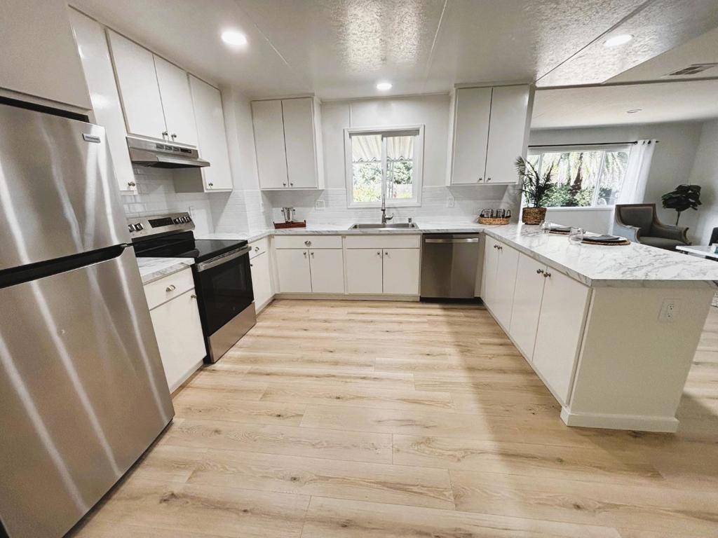Hayward, CA 94544,29058 Verdi RD