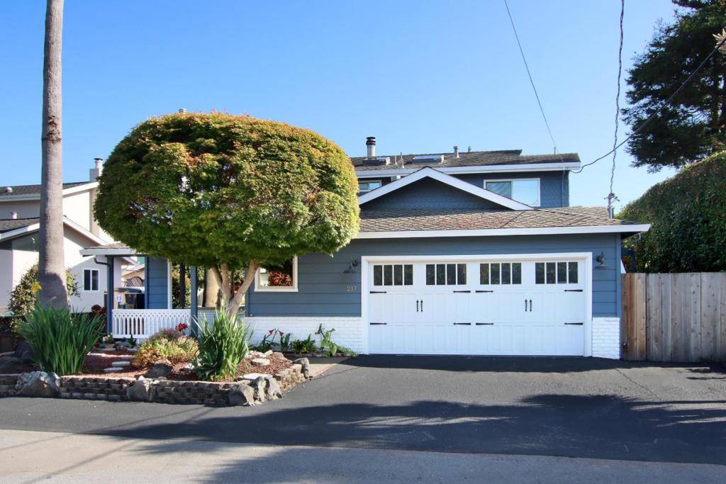 Aptos, CA 95003,217 Valencia AVE
