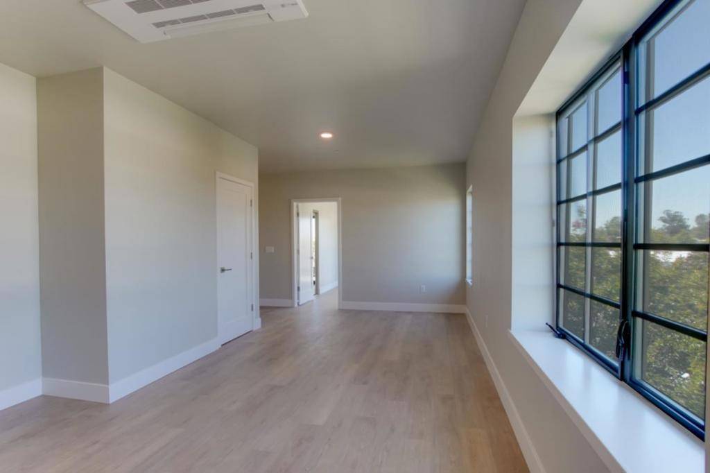 Hollister, CA 95023,400 San Benito ST #312