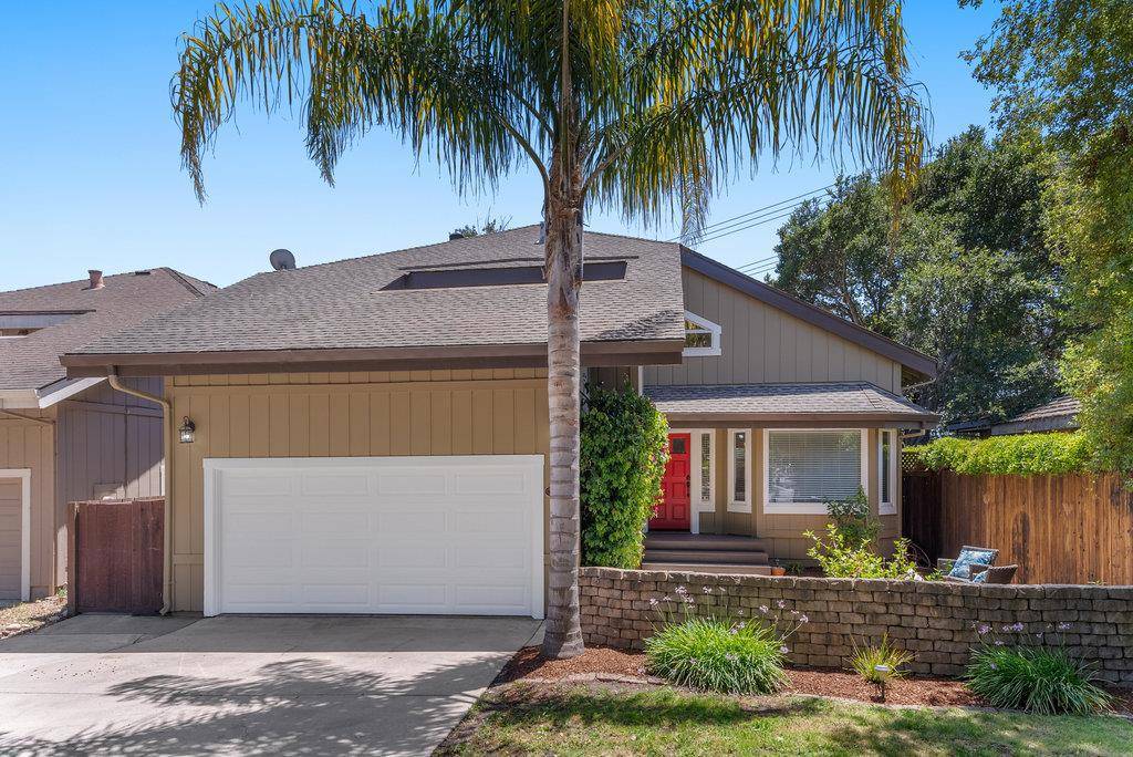 Santa Cruz, CA 95065,204 Oak WAY