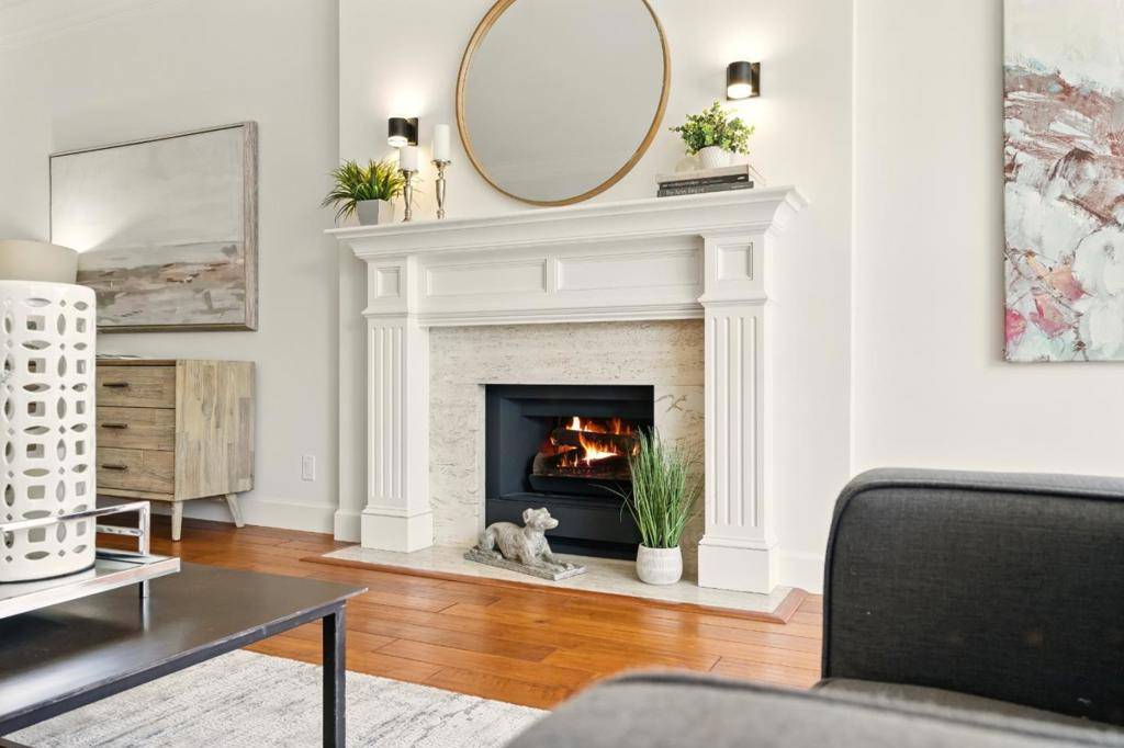 Menlo Park, CA 94025,1330 University DR #25