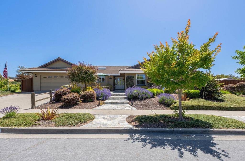 Salinas, CA 93908,22470 Estoque PL