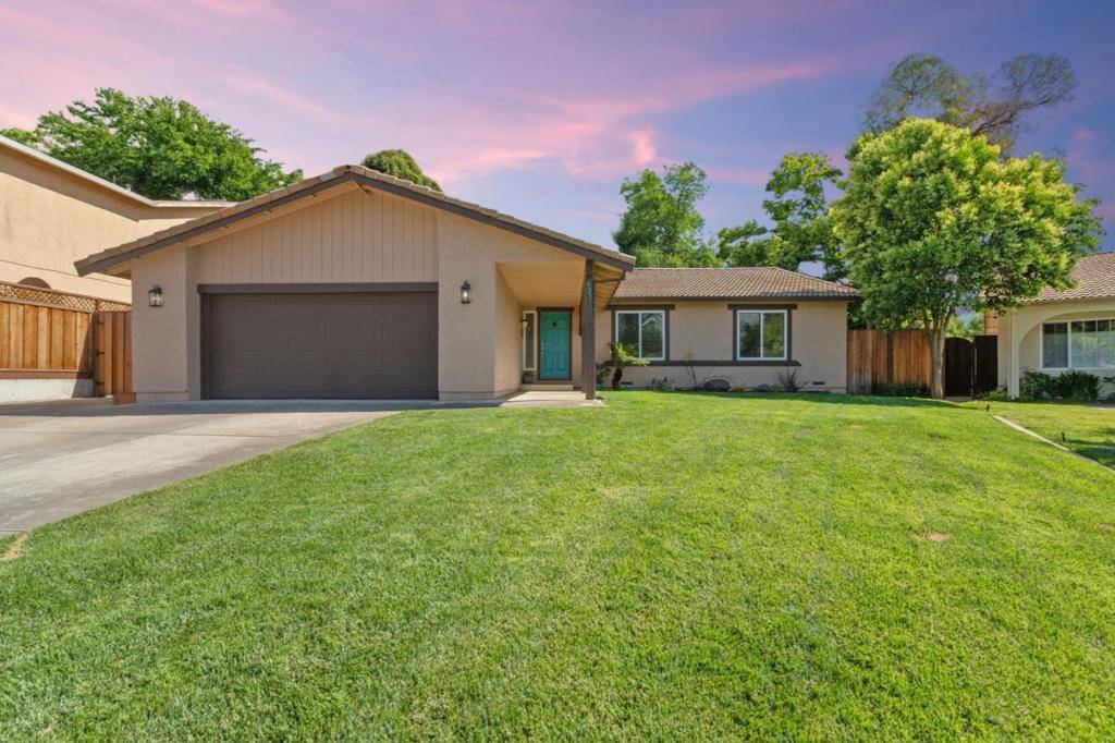 Gilroy, CA 95020,690 Antonio CT