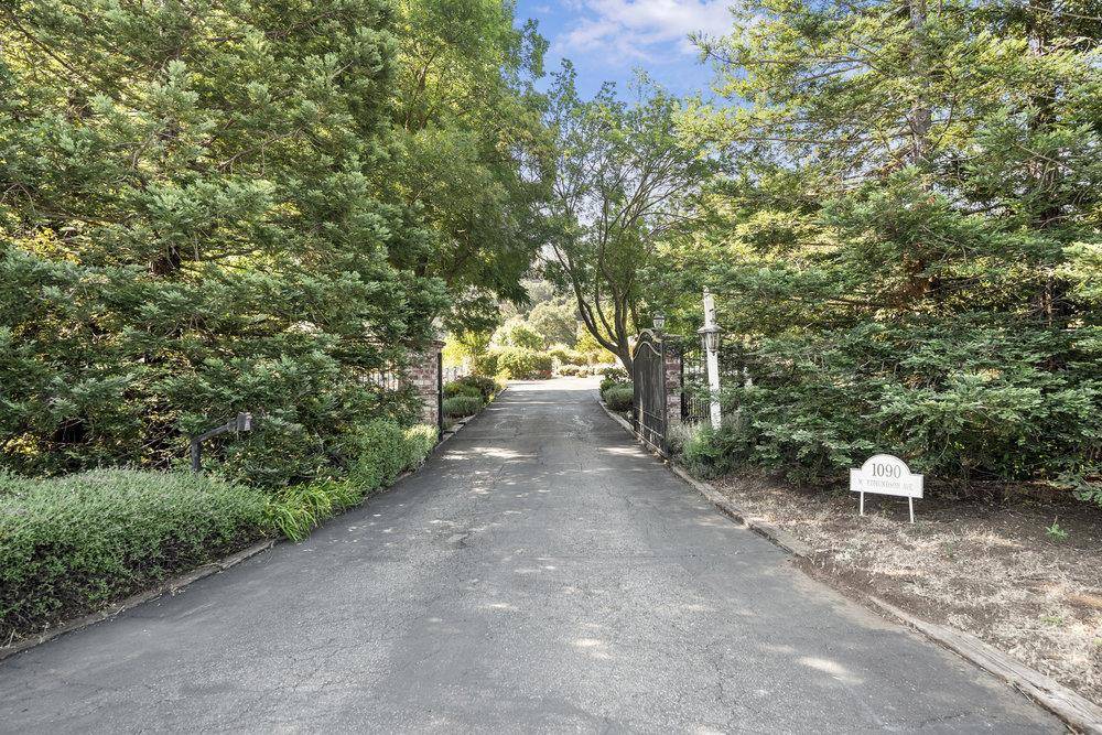 Morgan Hill, CA 95037,1090 W Edmundson AVE