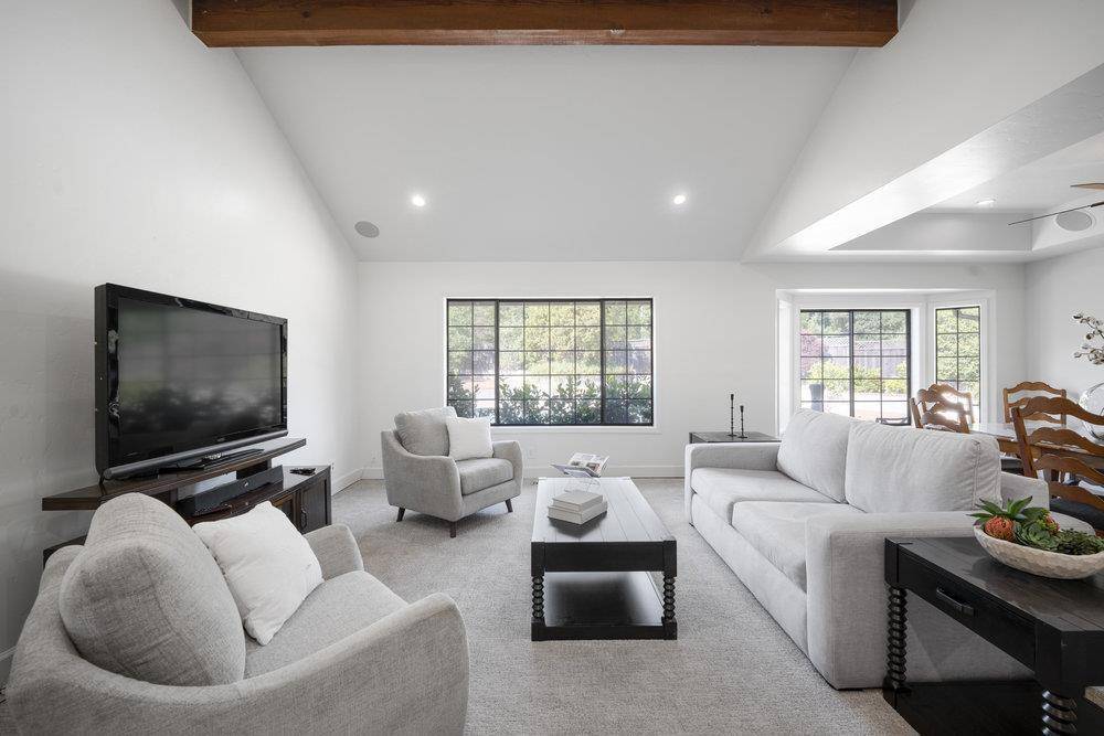 Morgan Hill, CA 95037,1090 W Edmundson AVE