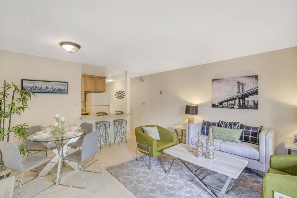 Mountain View, CA 94043,650 Alamo CT #6