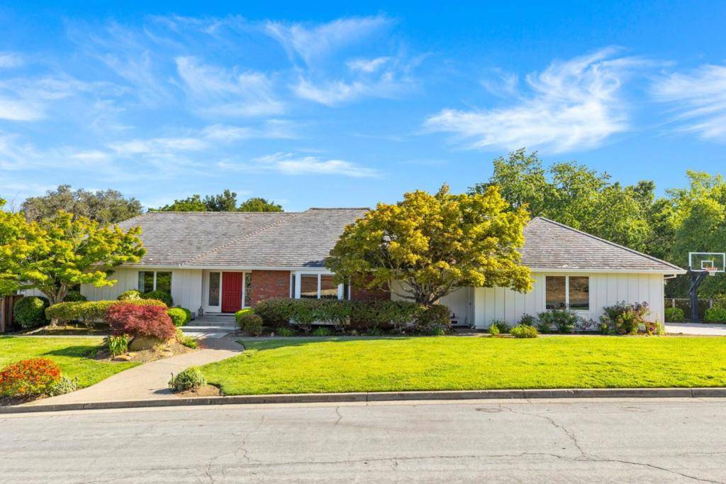 Saratoga, CA 95070,14231 Short Hill CT