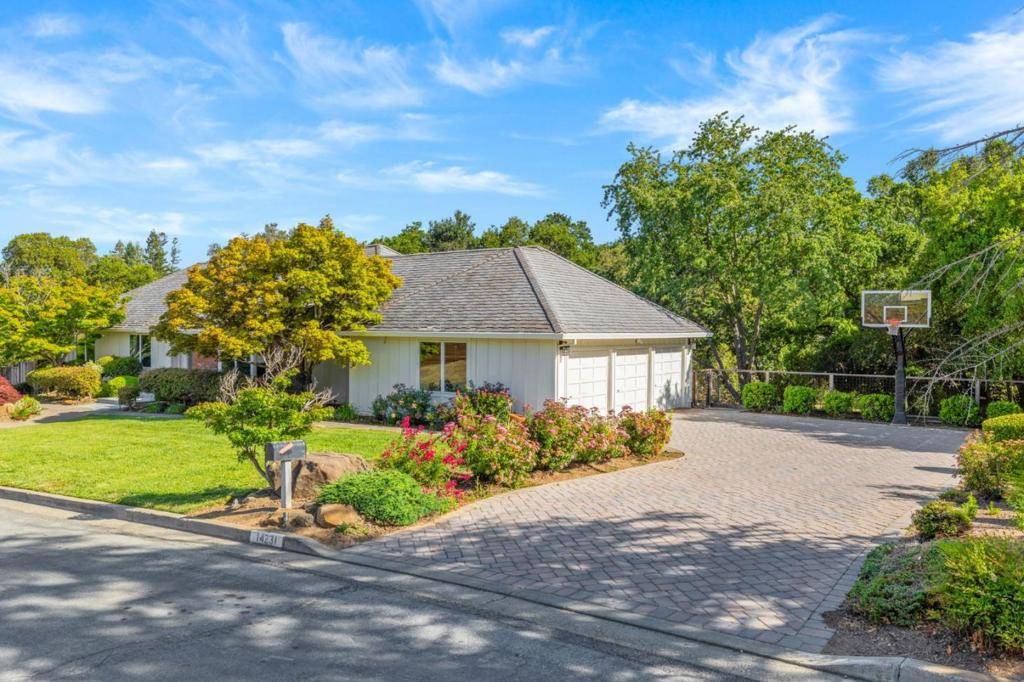 Saratoga, CA 95070,14231 Short Hill CT