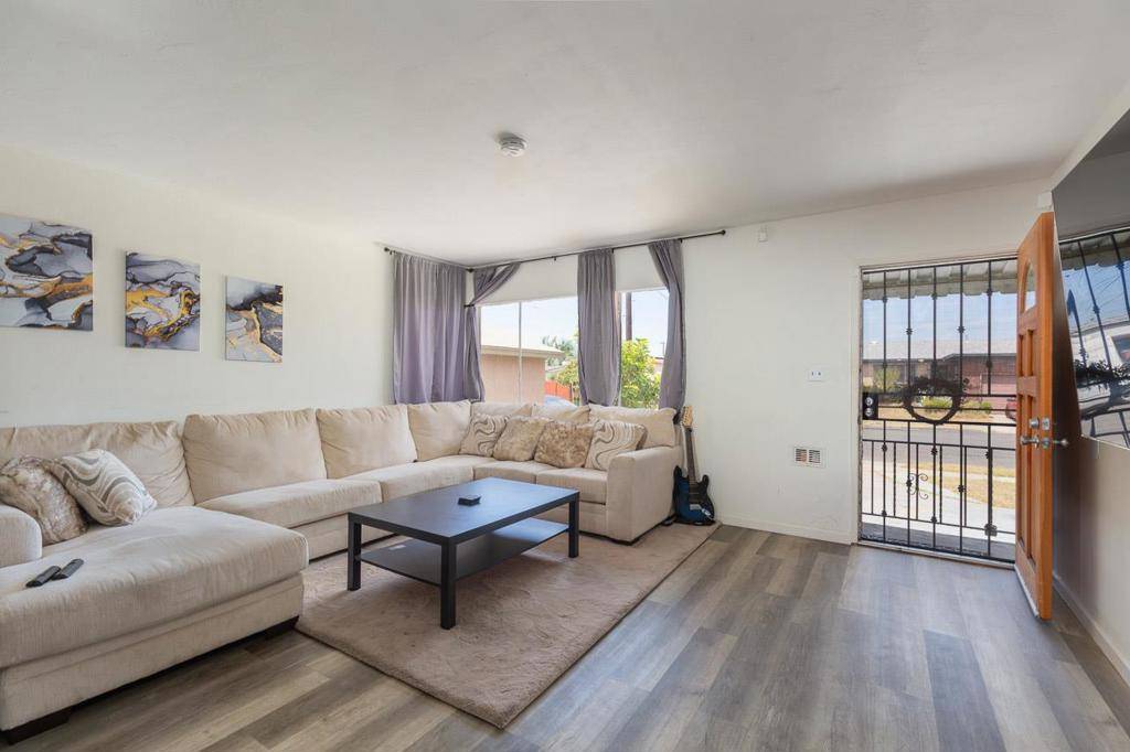 San Diego, CA 92113,5017 Reynolds ST