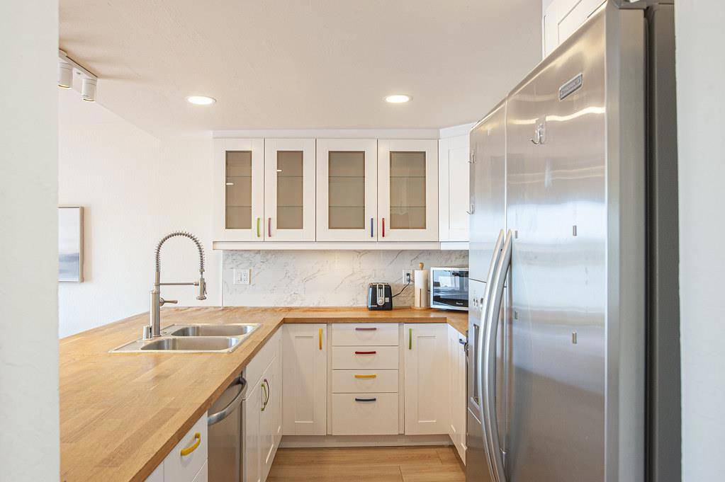 San Mateo, CA 94403,3361 Kimberly WAY