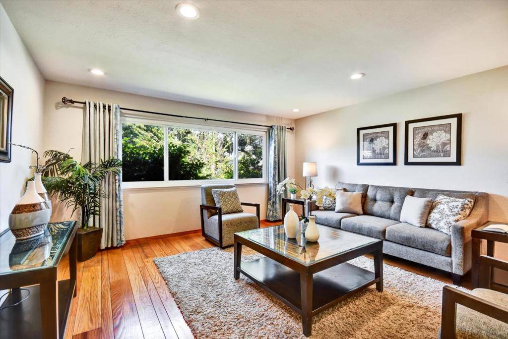 Campbell, CA 95008,448 Kings CT