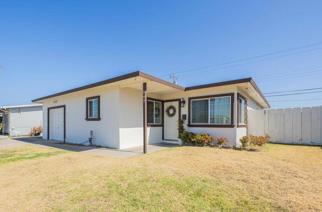 Salinas, CA 93906,547 Chaparral ST