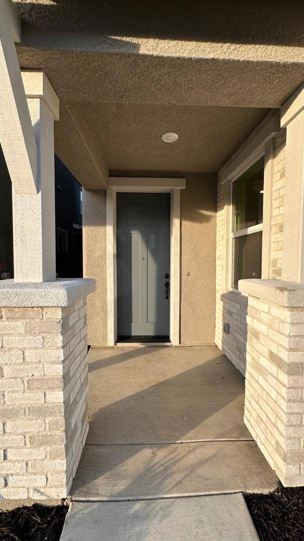 Sacramento, CA 95833,2934 Wheat Grass ST