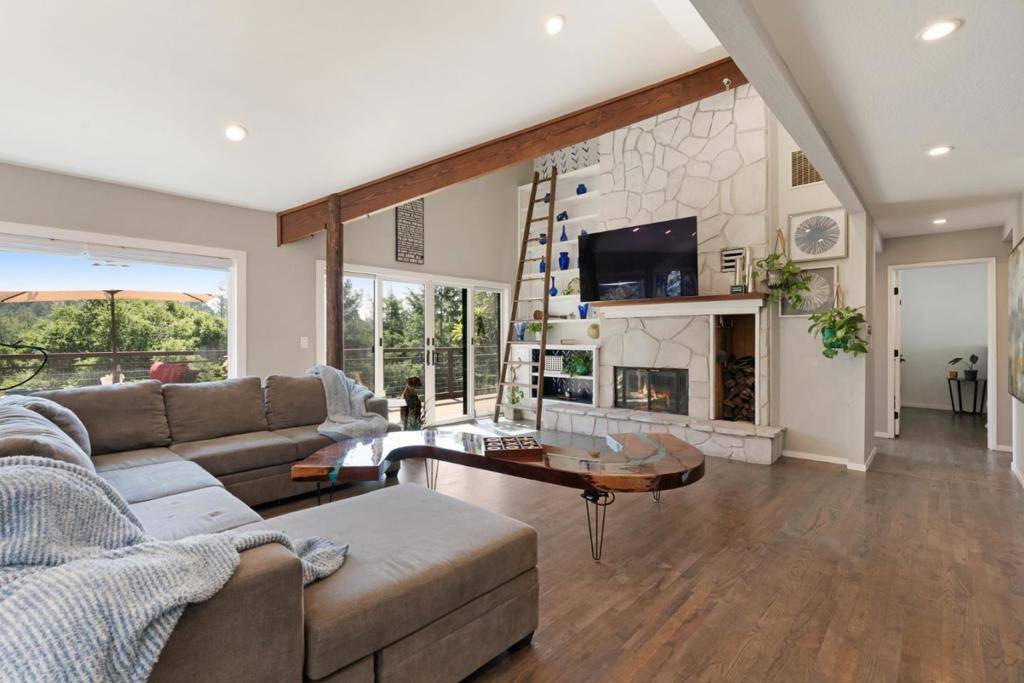 Scotts Valley, CA 95066,55 Hidden Meadow LN