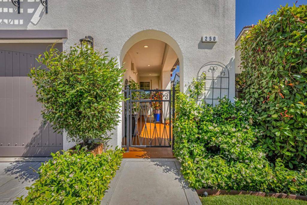 Morgan Hill, CA 95037,250 Calle Del Rey