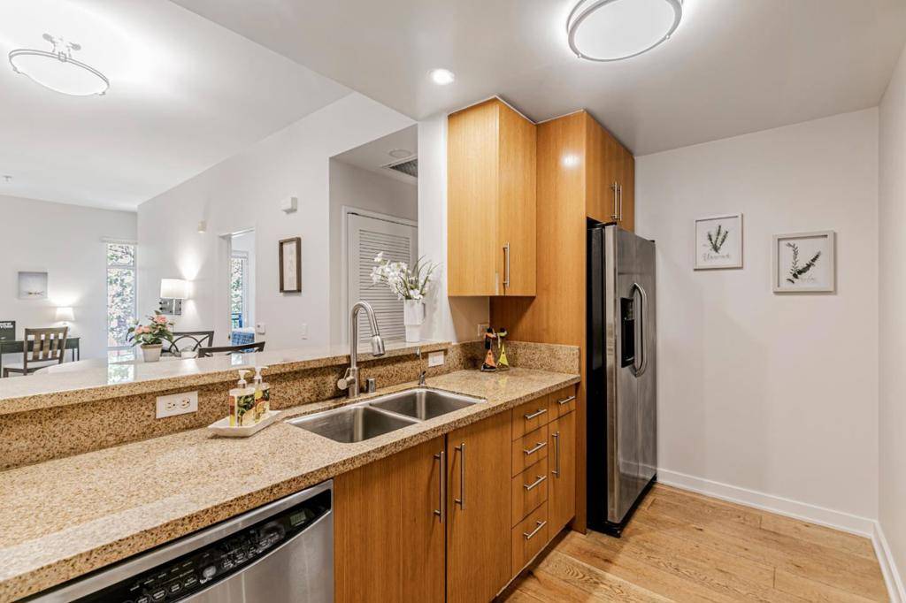 San Jose, CA 95113,20 S 2nd ST #333