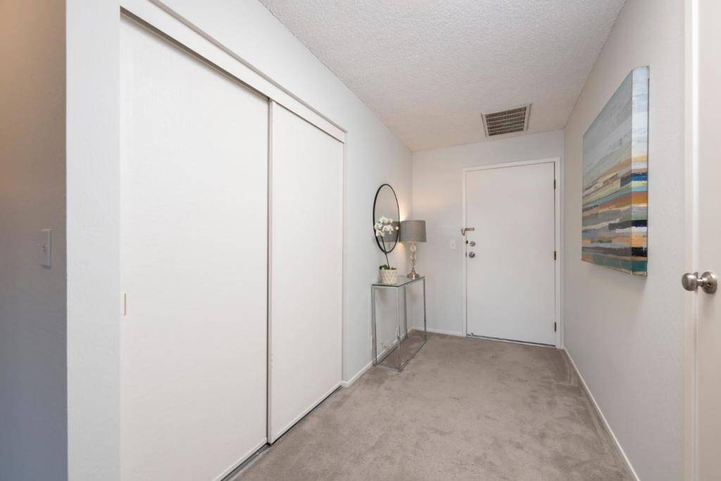 Redwood City, CA 94061,1458 HUDSON ST #305 317