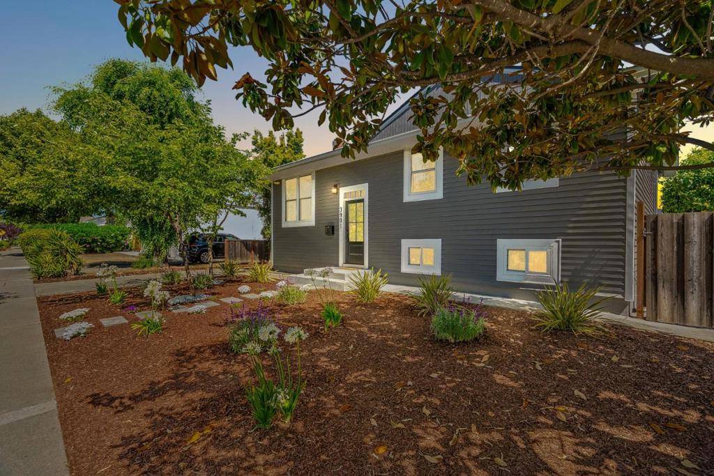 Campbell, CA 95008,3901 Bucknall RD