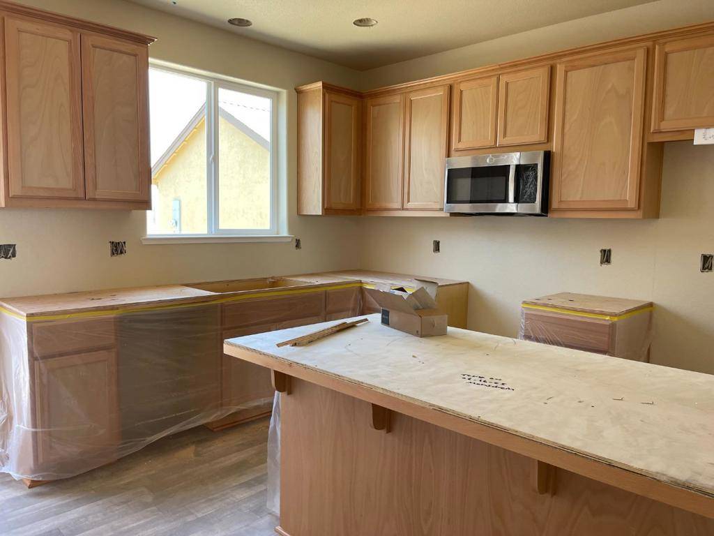 King City, CA 93930,66 Boston LN
