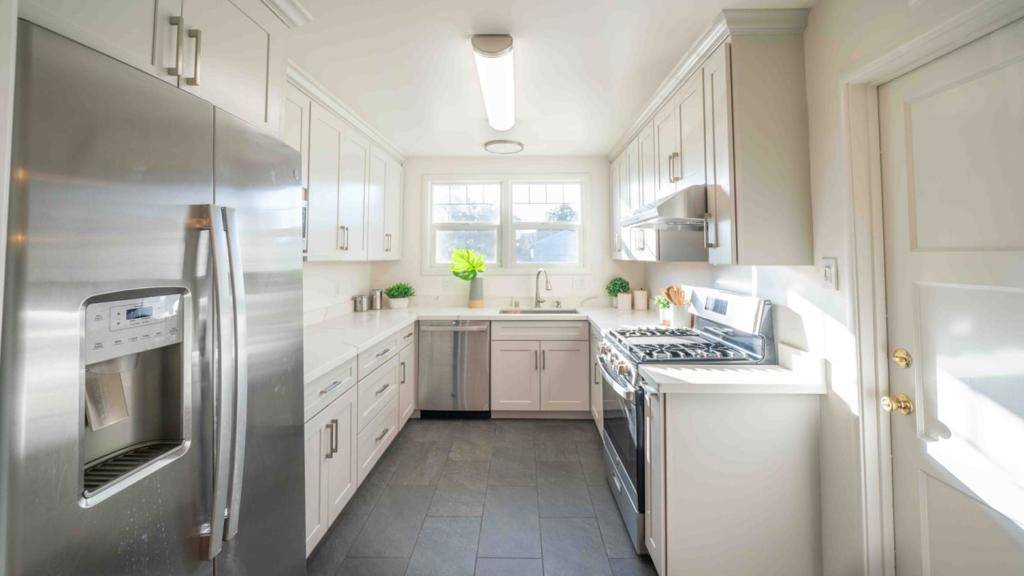 Sunnyvale, CA 94089,1091 Essex AVE