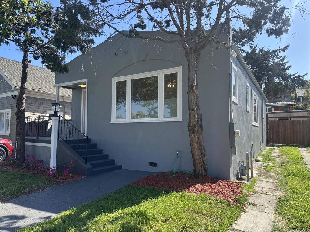 Oakland, CA 94602,3050 22nd AVE