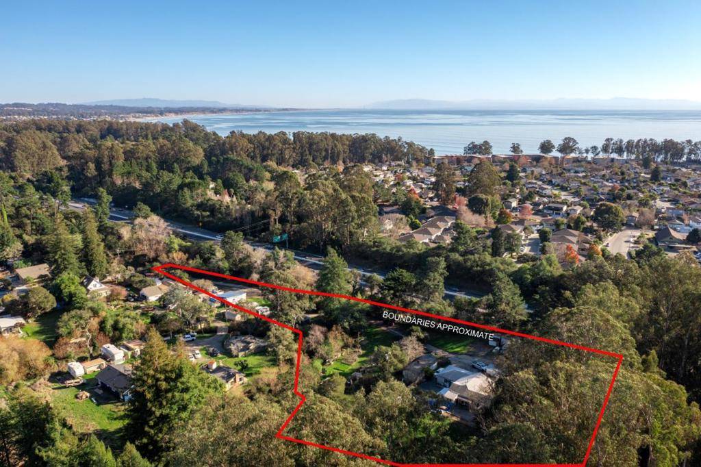Soquel, CA 95073,2603 Monterey AVE