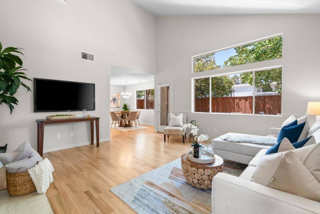 Walnut Creek, CA 94597,179 Foxglove LN