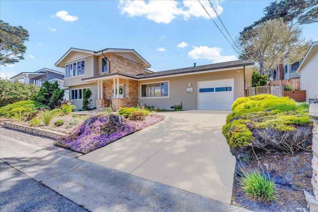 Pacific Grove, CA 93950,1037 Shell AVE