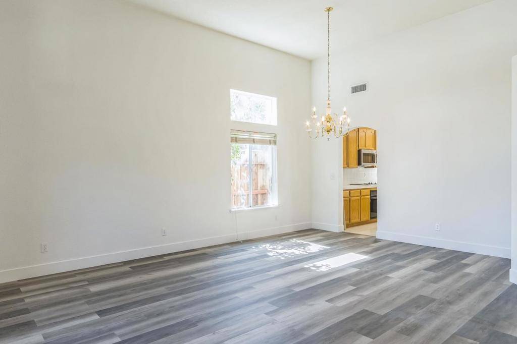 Los Banos, CA 93635,859 Sandra ST