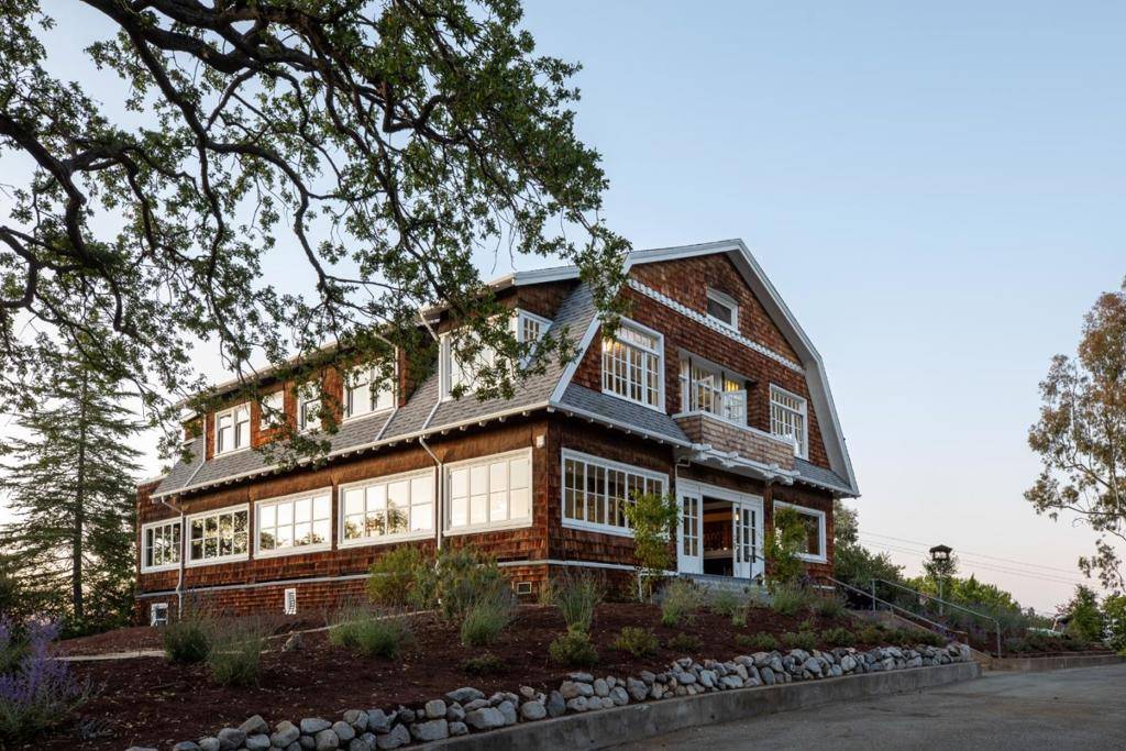Los Altos Hills, CA 94022,25671 Chapin RD